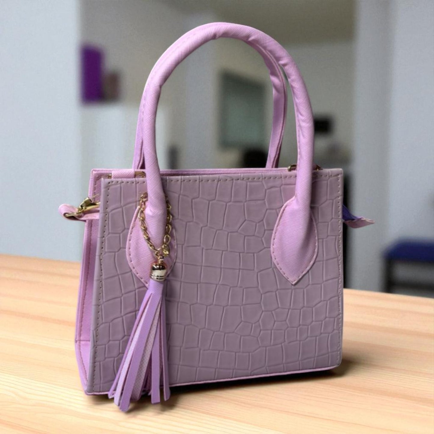 Bolsa DESIDEREE Crossbody Beige Estilo Croco con Tassel – Mini Tote Elegante y Sofisticado