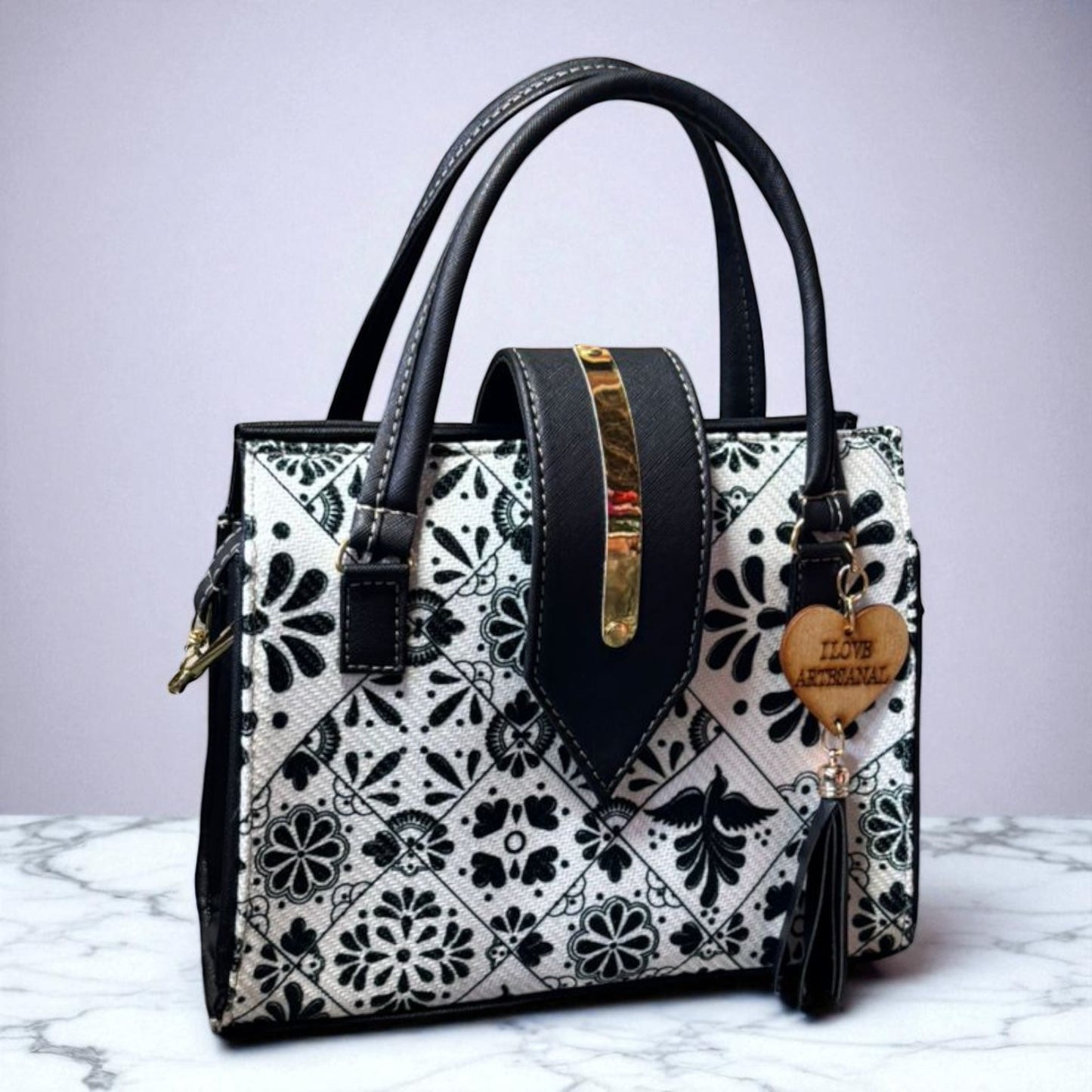 Bolsa EVANGELINA Mediana Artesanal Blanca y Negra con Diseño Floral | Elegante y Sofisticada | Moda Dama Casual y Oficina