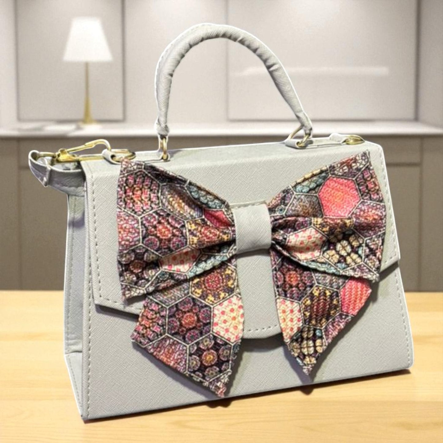 Bolsa FAUSTINA Crossbody Negra con Moño de Girasoles – Mini Tote Artesanal Moderno