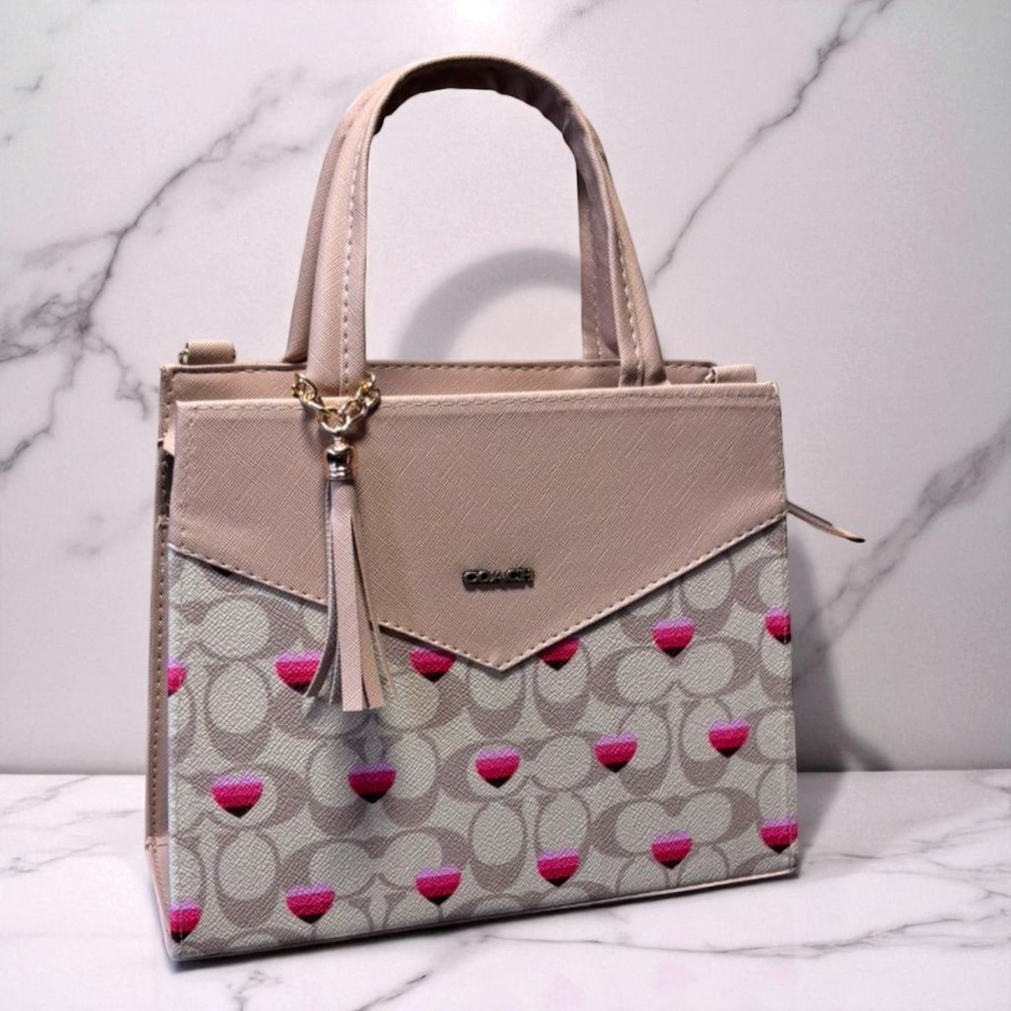 Bolsa KARLY Mediana Estilo con Asa de Mano y Borla – Elegancia y Versatilidad para Toda Ocasión