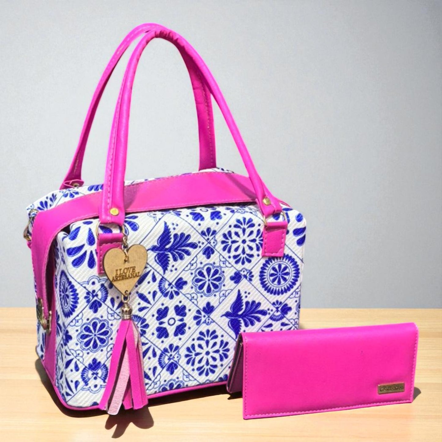 Bolsa ABIGAIL artesanal de girasoles ideal para mujer moderna