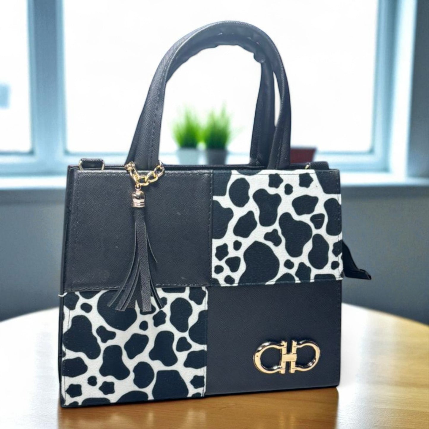 Bolsa AGNES Mediana Negra con Animal Print Vaca | Moda Dama Elegante y Casual | Ideal Oficina y Uso Diario