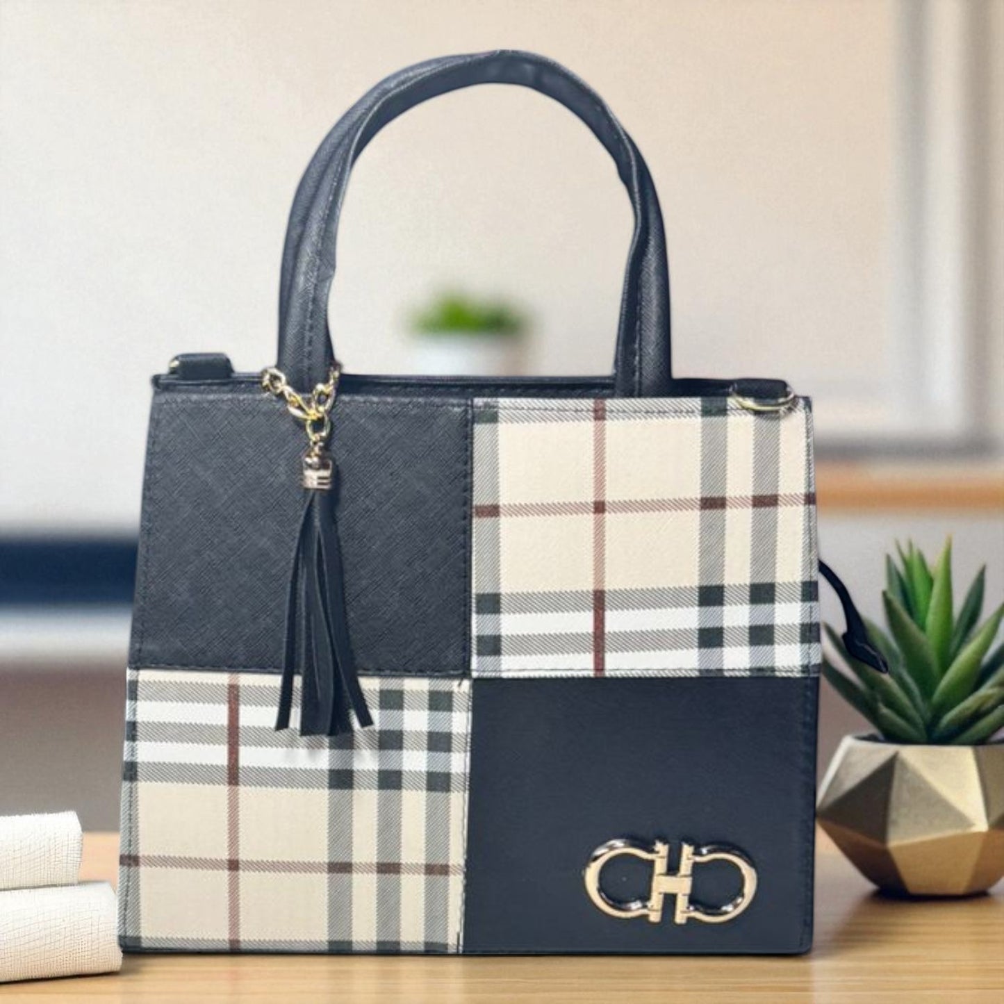 Bolsa AGNES Mediana Negra con Animal Print Vaca | Moda Dama Elegante y Casual | Ideal Oficina y Uso Diario