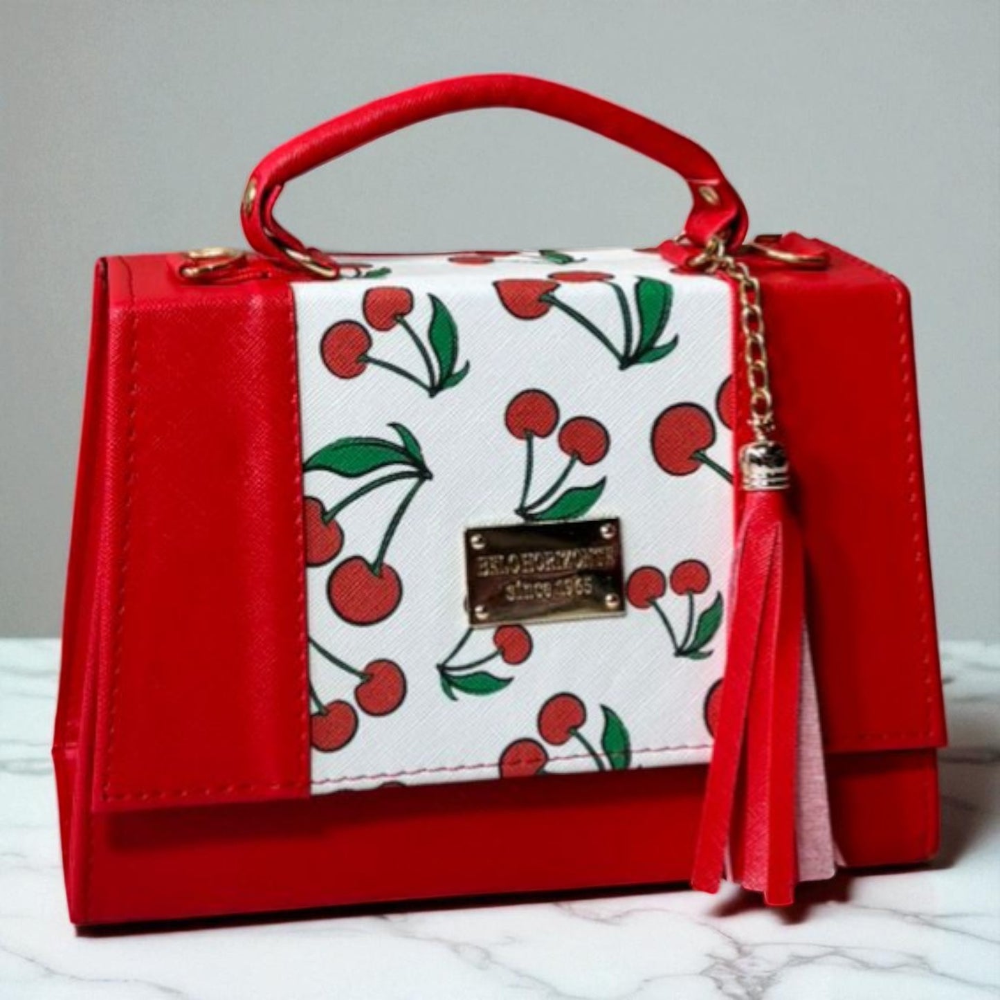 Bolsa ALBA crossbody cerezas diseño moderno rojo blanco, moda juvenil tendencia 2025