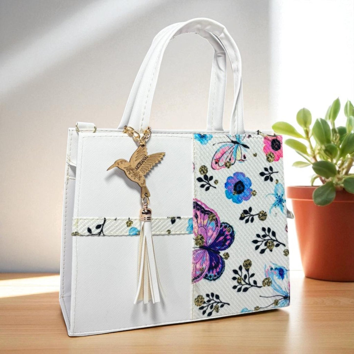 Bolsa AMALIA Mediana Negra con Diseño Floral Artesanal | Elegante y Colorida | Moda Dama Casual y Formal