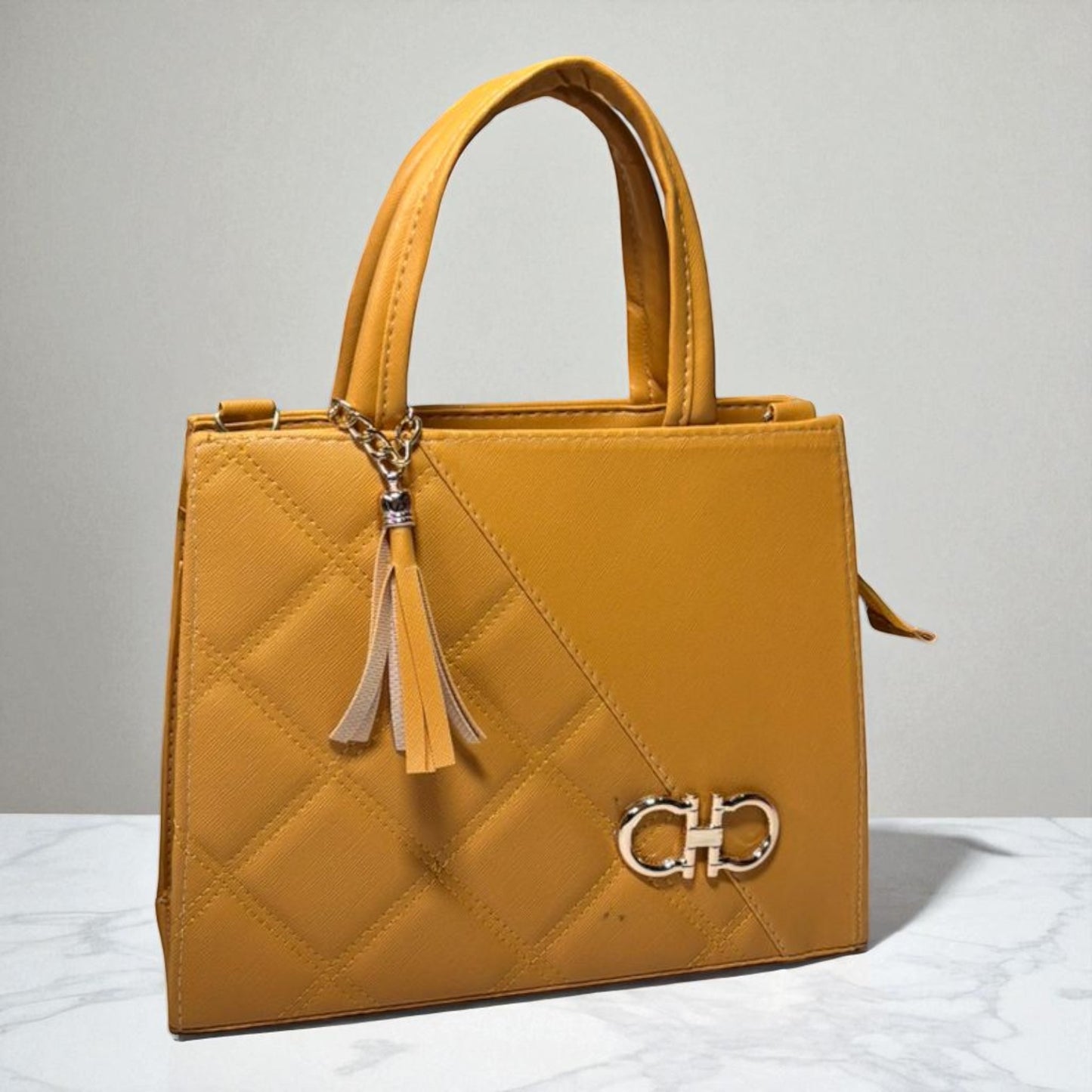 Bolsa ANAIS  Mediana Roja Elegante con Charm | Moda Dama Casual y Formal | Ideal Oficina y Eventos