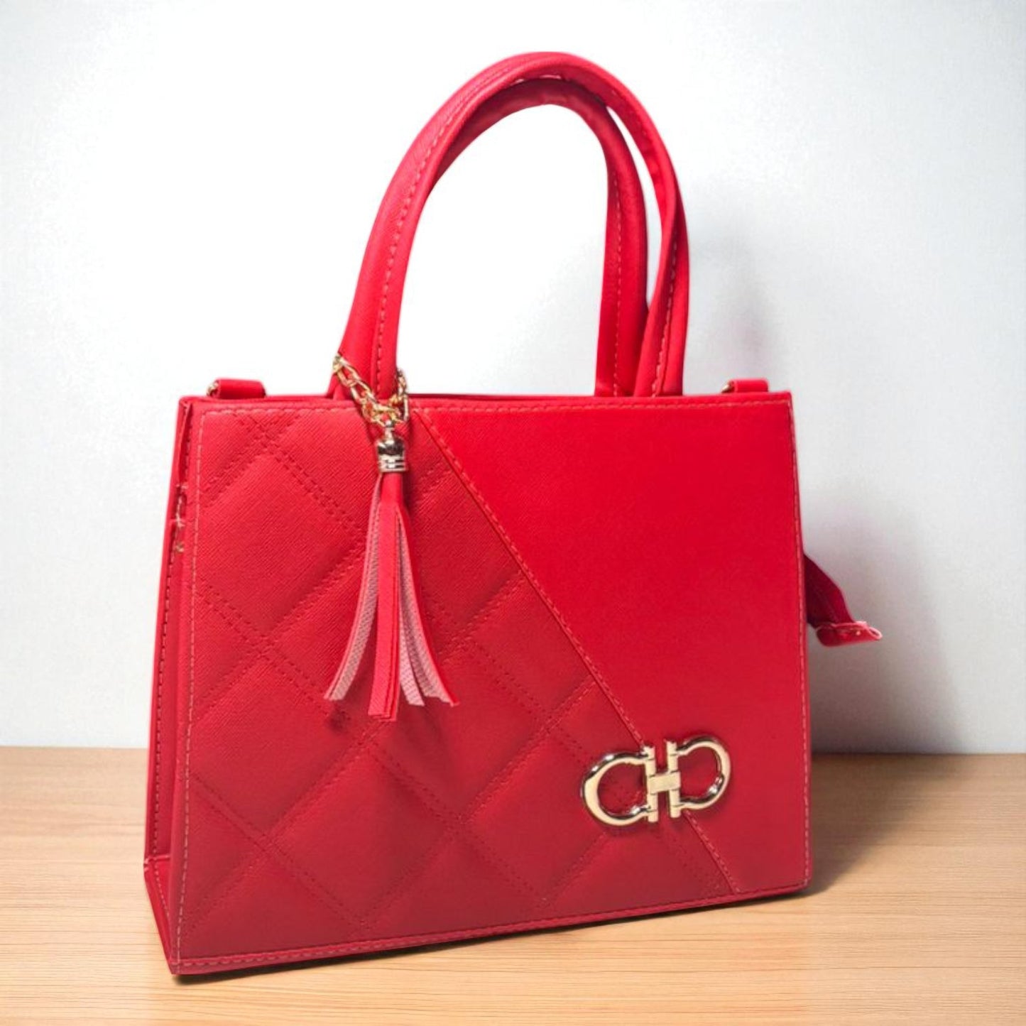 Bolsa ANAIS  Mediana Roja Elegante con Charm | Moda Dama Casual y Formal | Ideal Oficina y Eventos