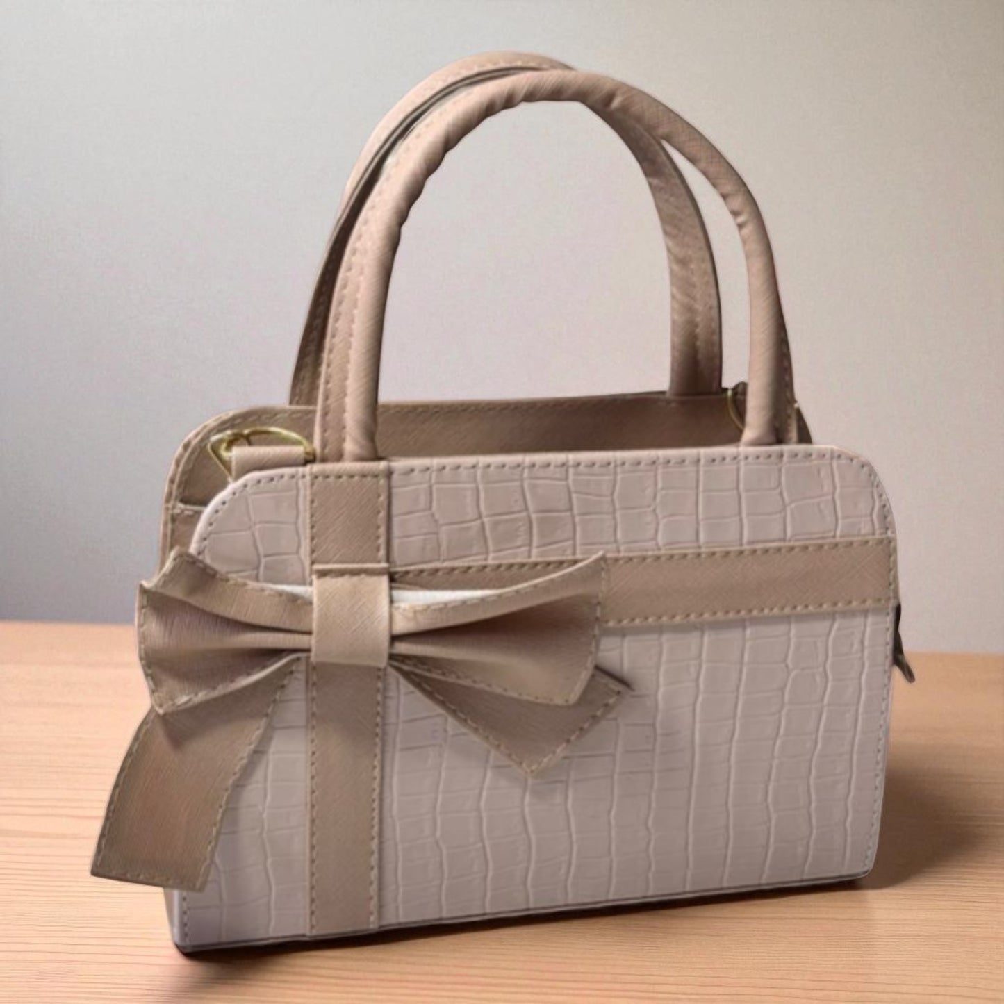 Bolsa ARLETH Mediana Beige con Moño Elegante | Estilo Fino y Moderno | Moda Dama Casual y Formal