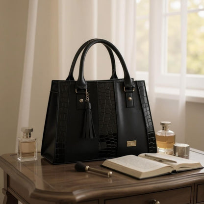 Bolsa negra ASTRID elegante en cuero vegano croco, asas firmes y tassel