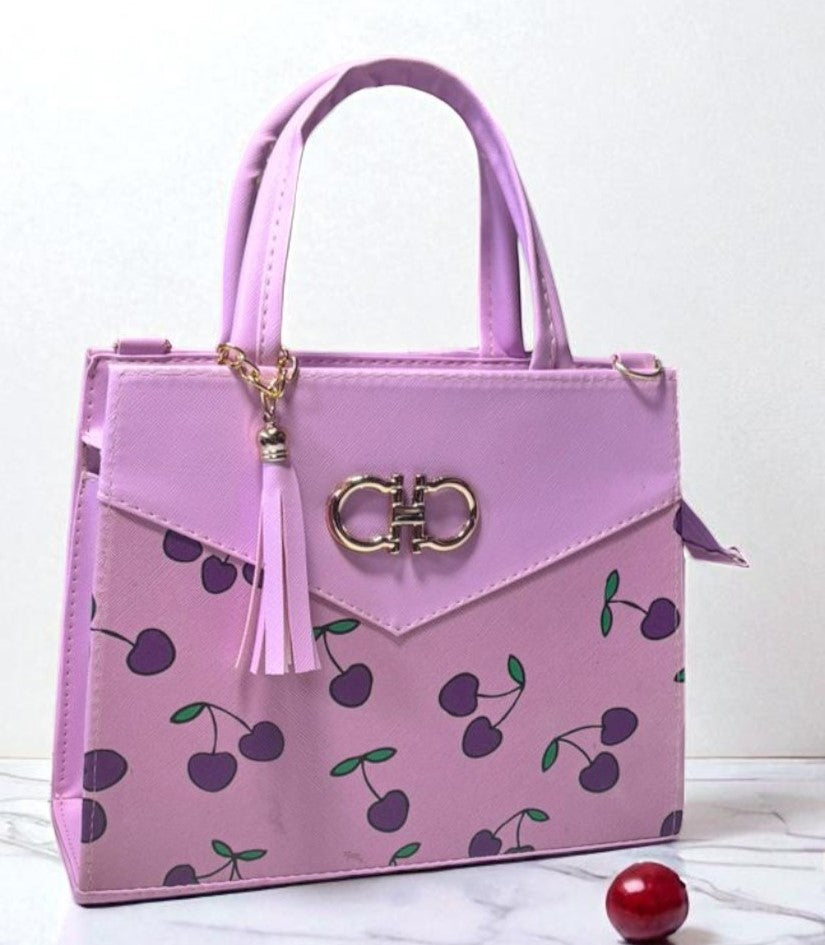 Bolsa BELINDA Mediana Roja con Estampado de Cerezas | Moderna y Juvenil | Moda Dama Casual y Divertida