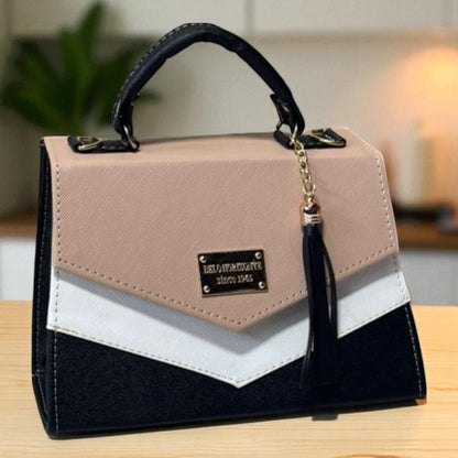 Bolsa BERNARDINA Crossbody Tricolor Beige Blanco y Negro con Tassel – Mini Tote Elegante y Moderno