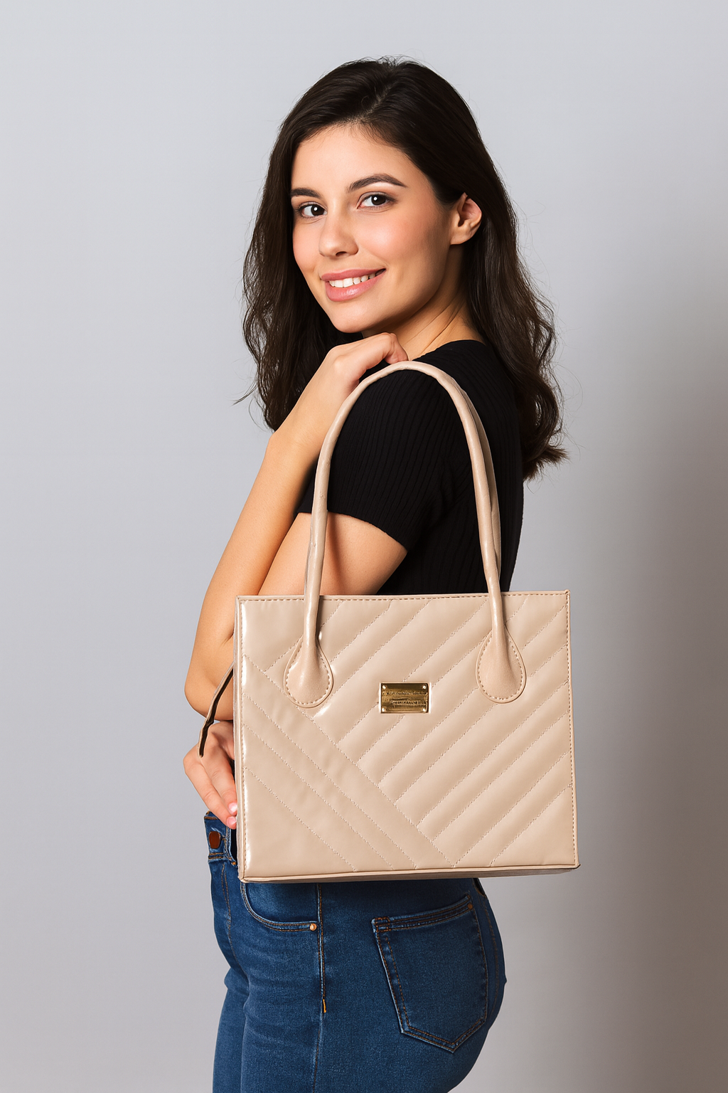 Bolsa BIANCA Mediana Beige con Diseño Capitonado Elegante | Moda Dama Formal y Casual | Ideal Oficina y Eventos