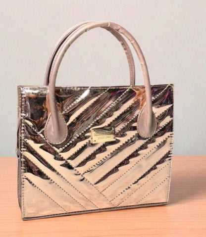 Bolsa BIANCA Mediana Beige con Diseño Capitonado Elegante | Moda Dama Formal y Casual | Ideal Oficina y Eventos