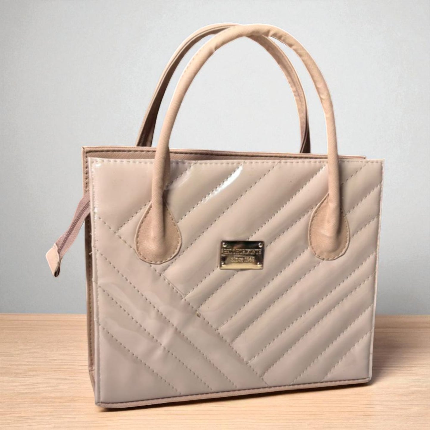 Bolsa BIANCA Mediana Beige con Diseño Capitonado Elegante | Moda Dama Formal y Casual | Ideal Oficina y Eventos