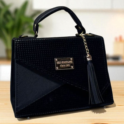 Bolsa CANDELA  Crossbody Tricolor Negro Naranja y Blanco con Tassel – Mini Tote Moderno y Elegante