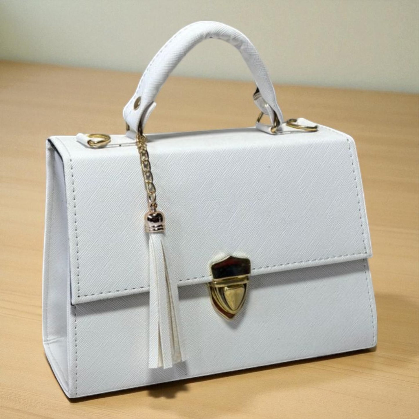 Bolsa CINTHIA Crossbody Rosa con Tassel Elegante – Mini Tote Femenino y Moderno