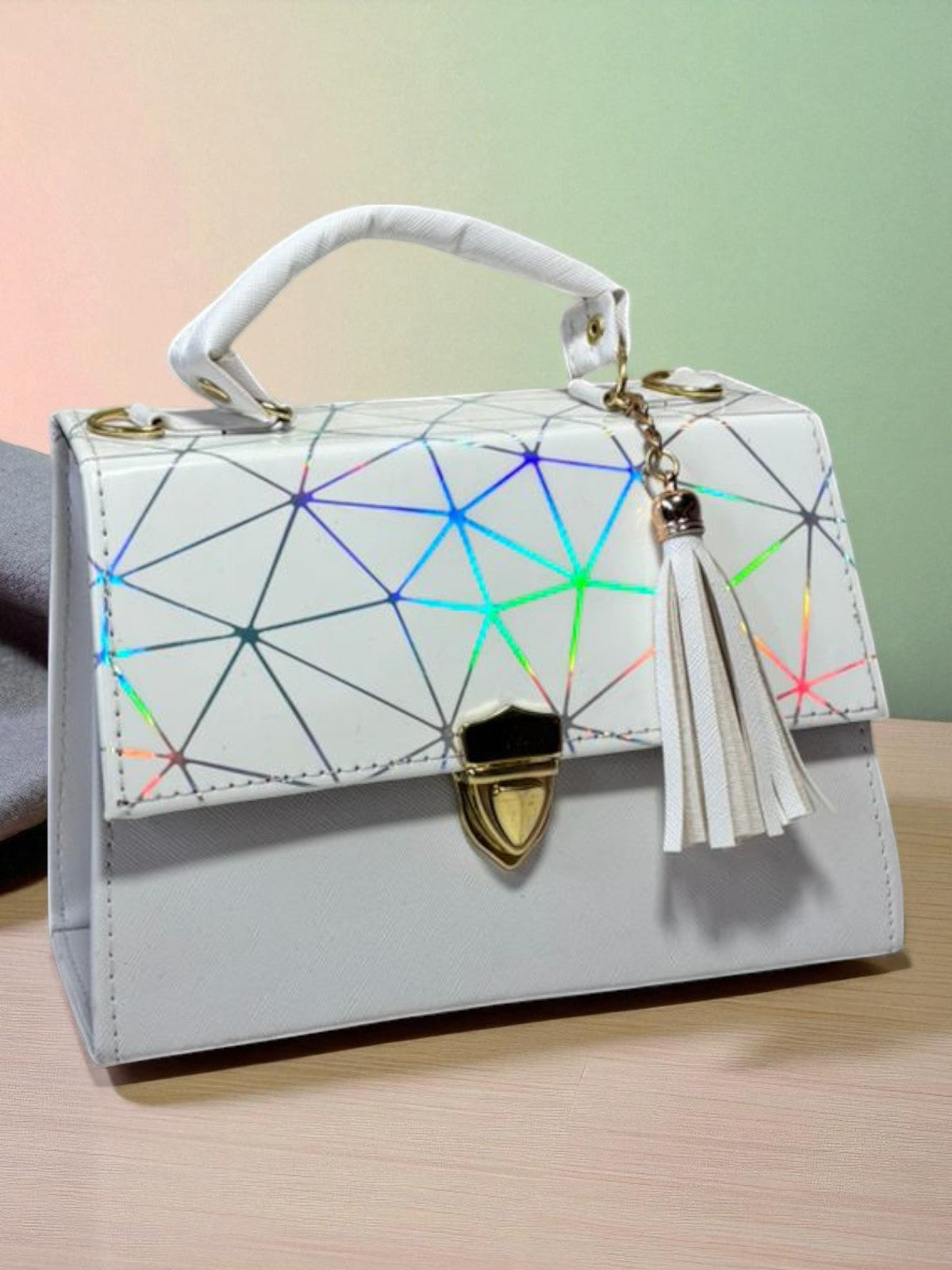 Bolsa CINTHIA Crossbody Rosa con Tassel Elegante – Mini Tote Femenino y Moderno