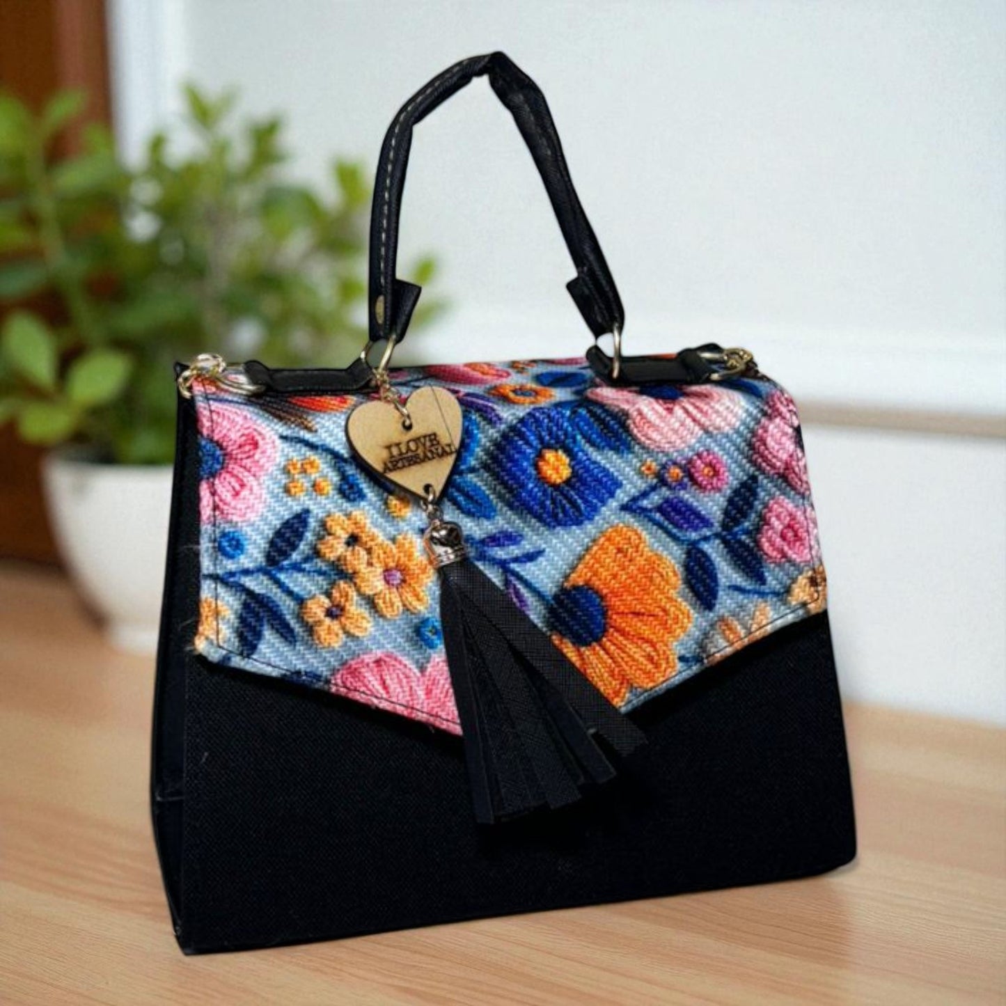 Bolsa CONCEPCION Crossbody Artesanal con Bordado Floral Multicolor – Mini Tote Mexicano de Moda