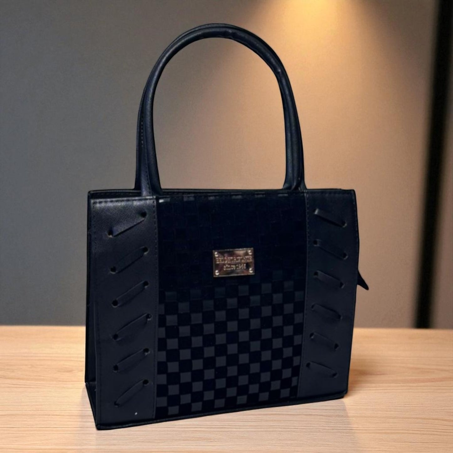 Bolsa Mediana Blanca con Detalles Azul y Café | Moderna y Elegante | Moda Dama Casual y Oficina