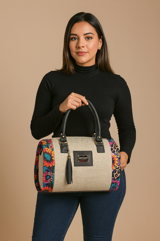 Bolsa artesanal MAYDELIN tipo doctor beige con girasoles coloridos, asas negras resistentes 🌻🖤