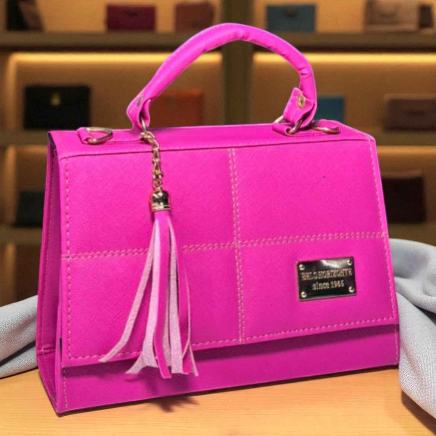 Bolsa DAMIANA Crossbody Rosa Pastel con Tassel – Mini Tote Elegante y Femenino