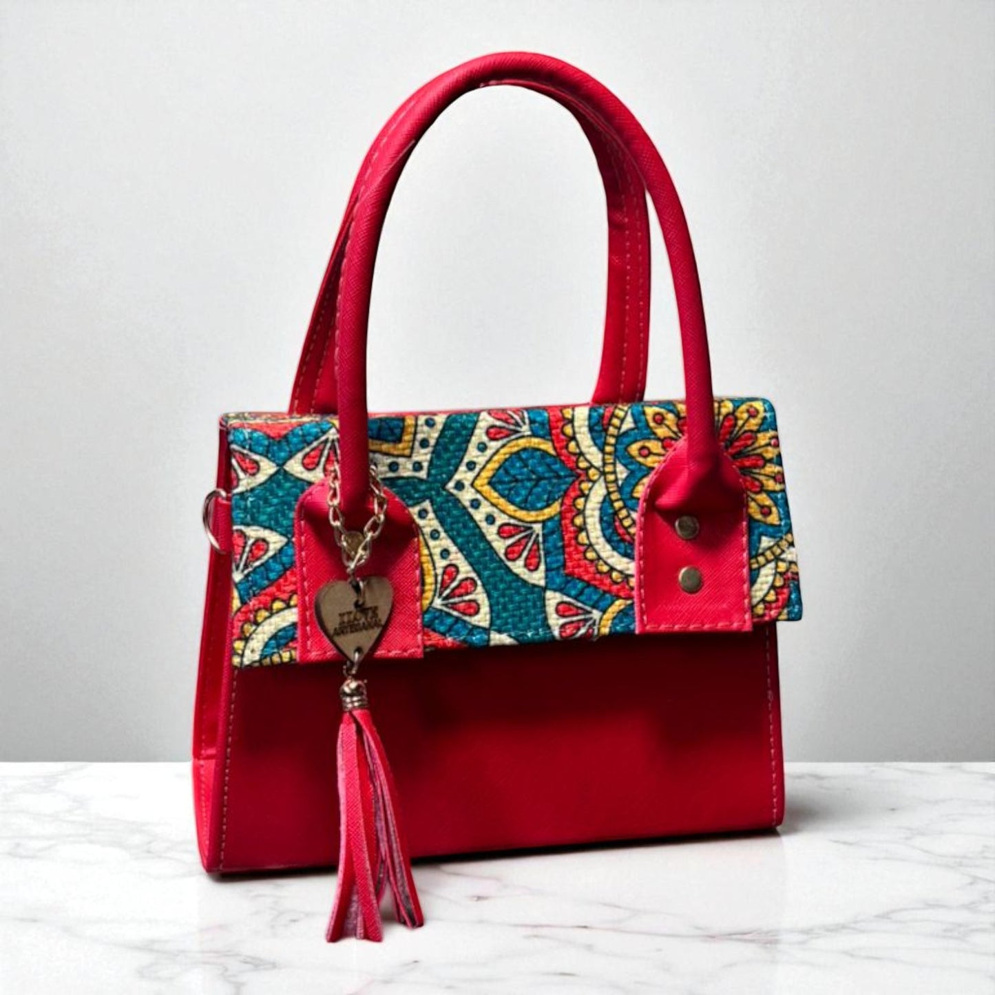 Bolsa DOMINGA Crossbody Artesanal Rosa con Bordado Multicolor y Tassel – Mini Tote Mexicano de Moda