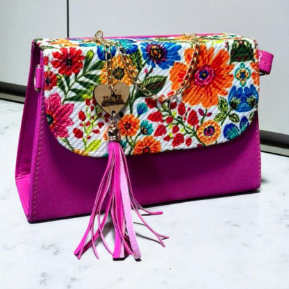 Bolsa Crossbody ELBA Artesanal Lila con Bordado Floral Multicolor y Tassel – Mini Tote Mexicano de Moda