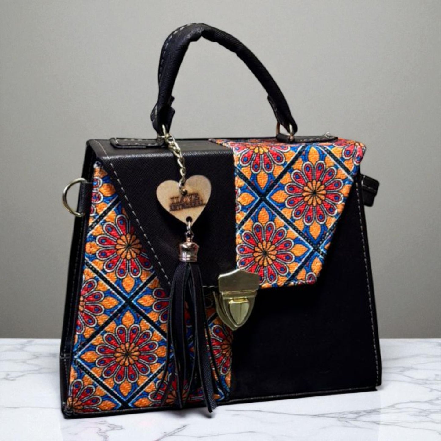 Bolsa ELOISA Crossbody Artesanal Roja con Bordado Multicolor y Tassel – Mini Tote Mexicano de Moda