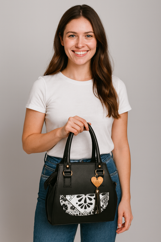 Bolsa ESMERALDA Mediana Negra con Detalle Bordado Blanco y Negro | Artesanal y Elegante | Moda Dama Casual y Oficina