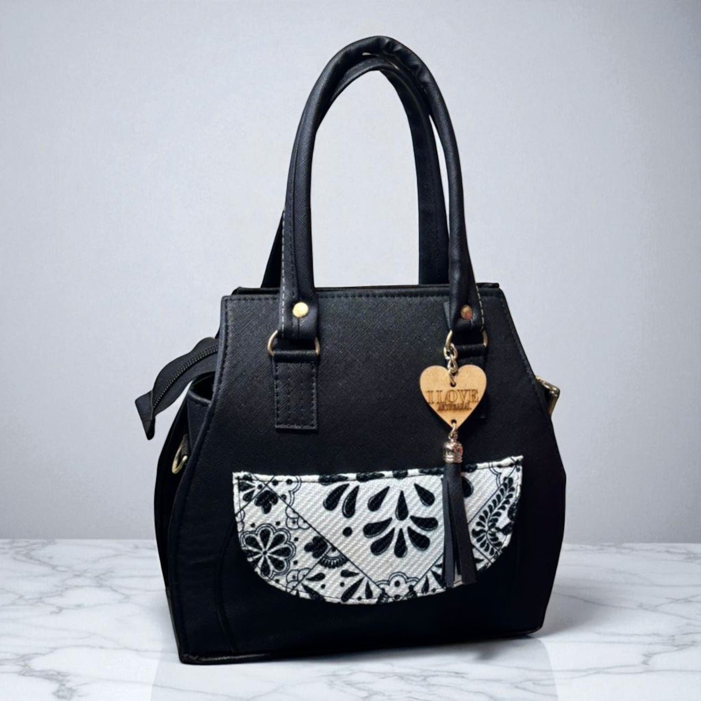Bolsa ESMERALDA Mediana Negra con Detalle Bordado Blanco y Negro | Artesanal y Elegante | Moda Dama Casual y Oficina