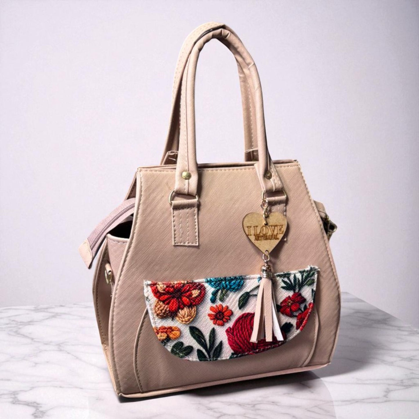 Bolsa ESMERALDA Mediana Negra con Detalle Bordado Blanco y Negro | Artesanal y Elegante | Moda Dama Casual y Oficina