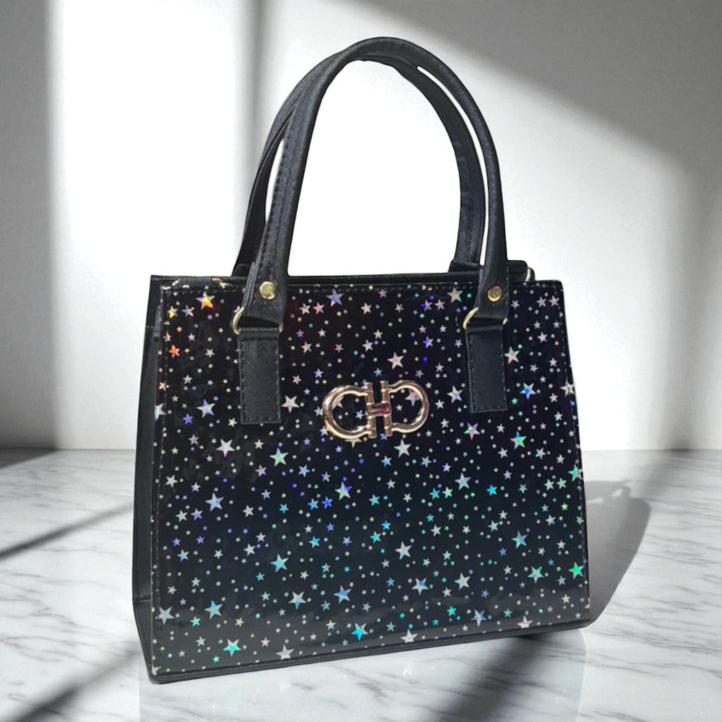 Bolsa ESTELA Mediana Blanca con Estampado de Besos | Moderna y Juvenil | Moda Dama Casual y Divertida