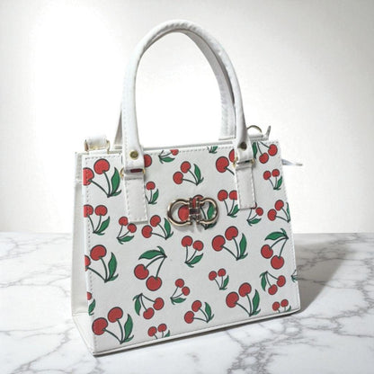 Bolsa ESTELA Mediana Blanca con Estampado de Besos | Moderna y Juvenil | Moda Dama Casual y Divertida