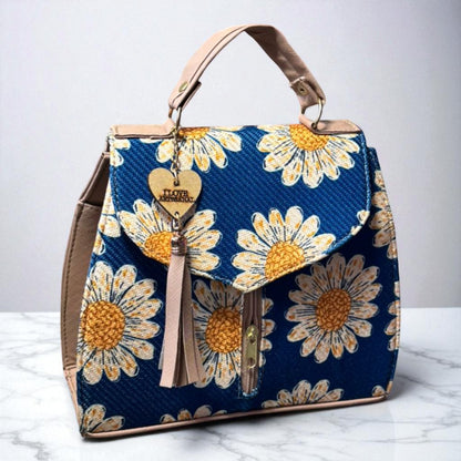 Bolsa FELICIA Mediana Artesanal Azul y Blanca con Diseño Floral | Moderna y Elegante | Moda Dama Casual y Oficina