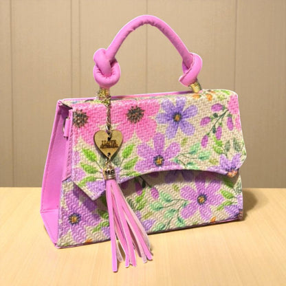 Bolsa FIORELLA Crossbody Artesanal Blanca con Bordado Floral Azul y Tassel – Mini Tote Elegante Mexicano