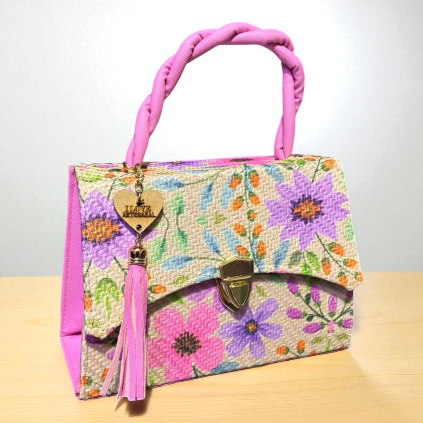 Bolsa Crossbody FLORENCIA Artesanal Blanco y Negro con Estampado Étnico y Tassel – Mini Tote Elegante Mexicano