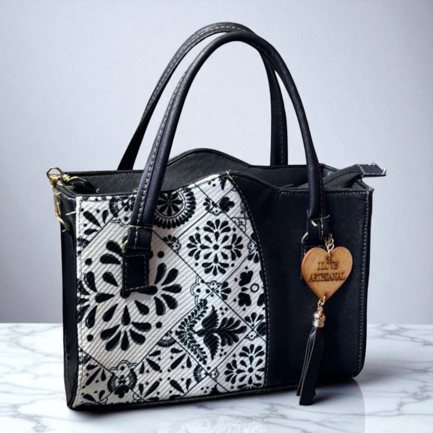 Bolsa GLORIA Mediana Artesanal Vino con Bordado Geométrico Multicolor | Elegante y Moderna | Moda Dama Casual y Oficina