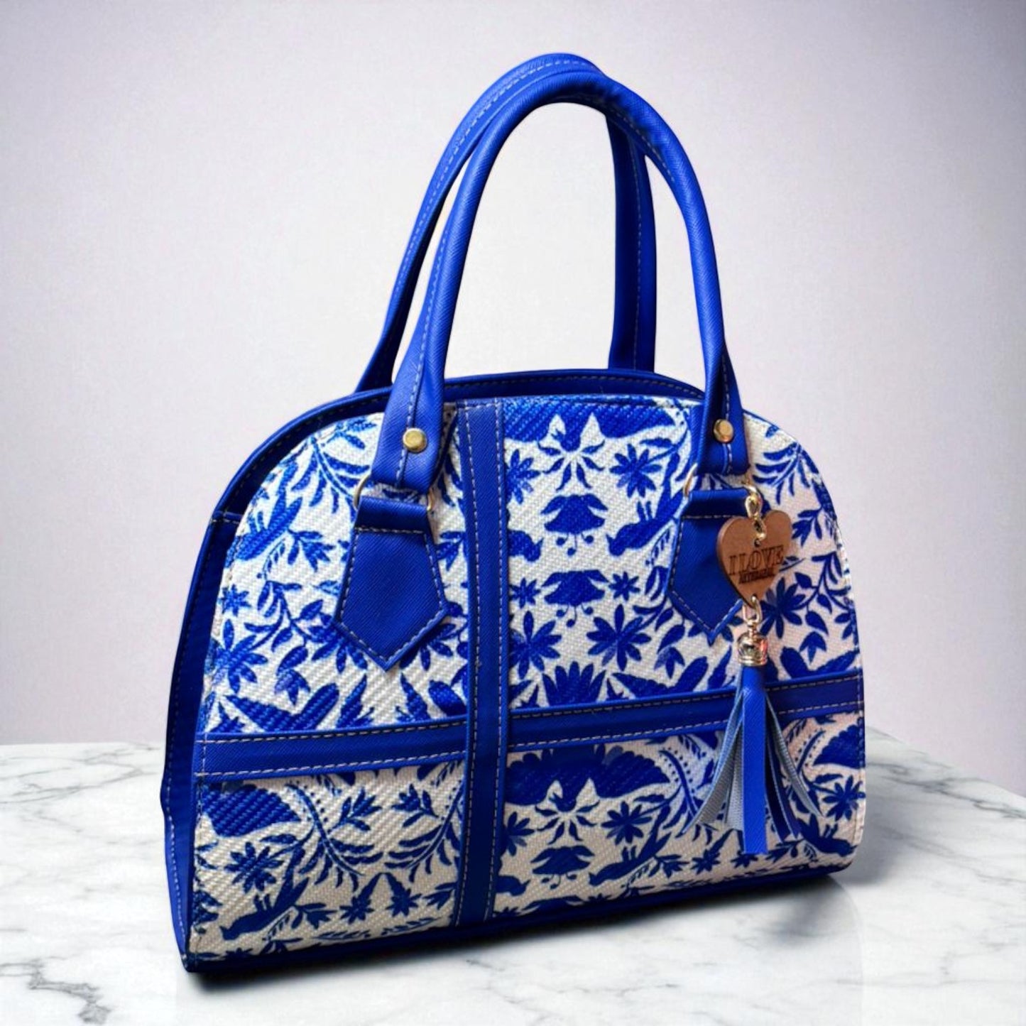 Bolsa GRACIELA Mediana Artesanal Blanca y Negra con Diseño Floral Geométrico | Elegante y Moderna | Moda Dama Casual y Oficina