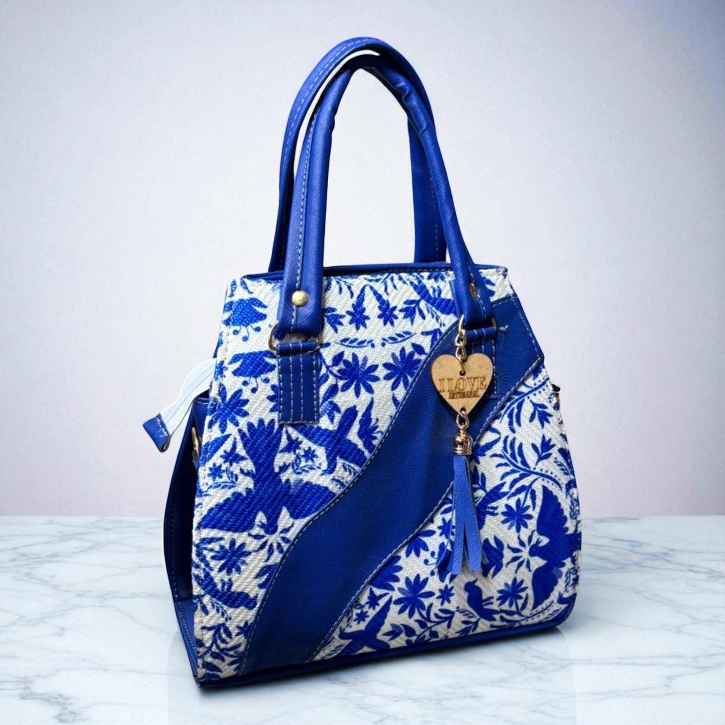 Bolsa GUILLERMINA Mediana Artesanal Blanca con Bordado de Flores y Colibríes | Elegante y Única | Moda Dama Casual y Oficina