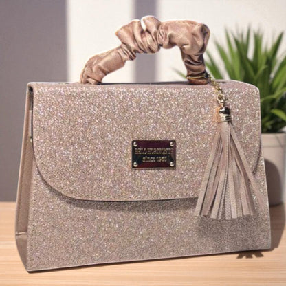 Bolsa JOSEFINA Crossbody Holográfica con Asa Lila y Tassel – Mini Tote Futurista de Moda