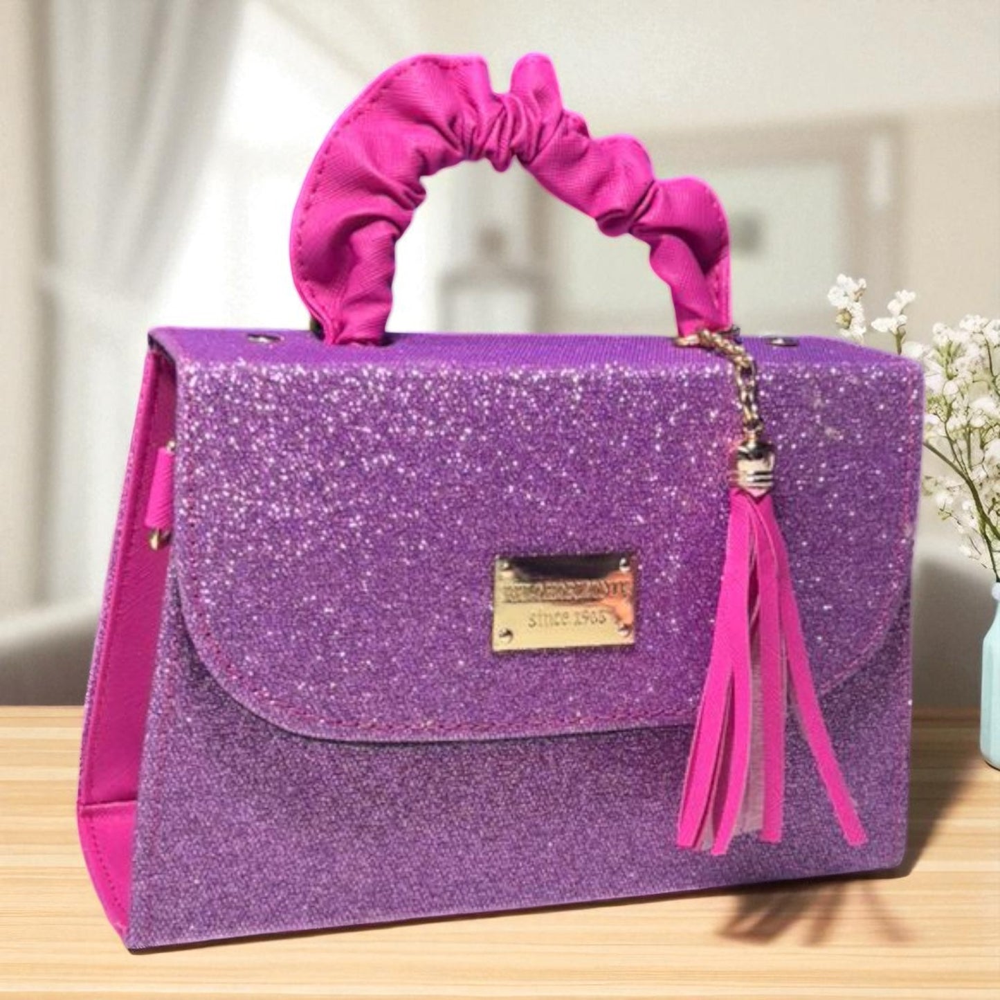 Bolsa JOSEFINA Crossbody Holográfica con Asa Lila y Tassel – Mini Tote Futurista de Moda