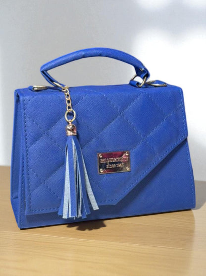 Bolsa LETICIA Crossbody Nude Acolchada con Tassel – Mini Tote Elegante y Versátil de Moda