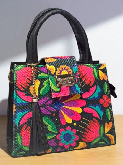 Bolsa MARICRUZ Crossbody Lila con Estampado Mandala Multicolor y Tassel – Mini Tote Artesanal de Moda