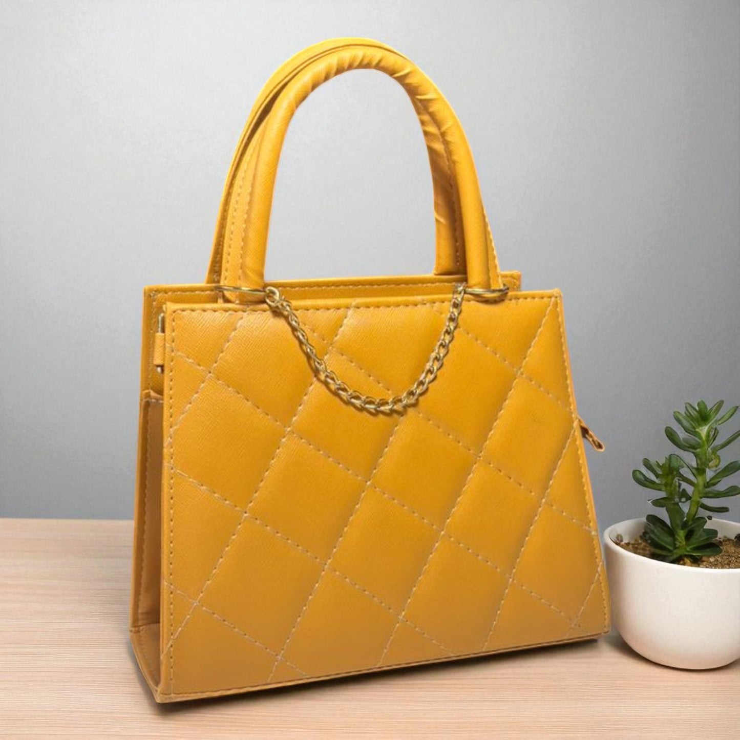 Bolsa MARISOL Crossbody Verde Esmeralda con Cadena Dorada – Tote Mini de Moda Elegante