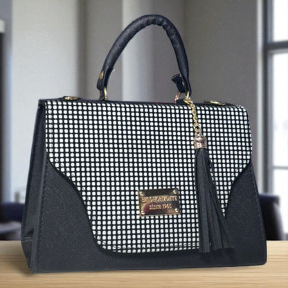 Bolsa NORMA Crossbody Negra Holográfica Geométrica con Borla – Juvenil, Moderna y Elegante, Ideal para Revender y Ganar el Triple