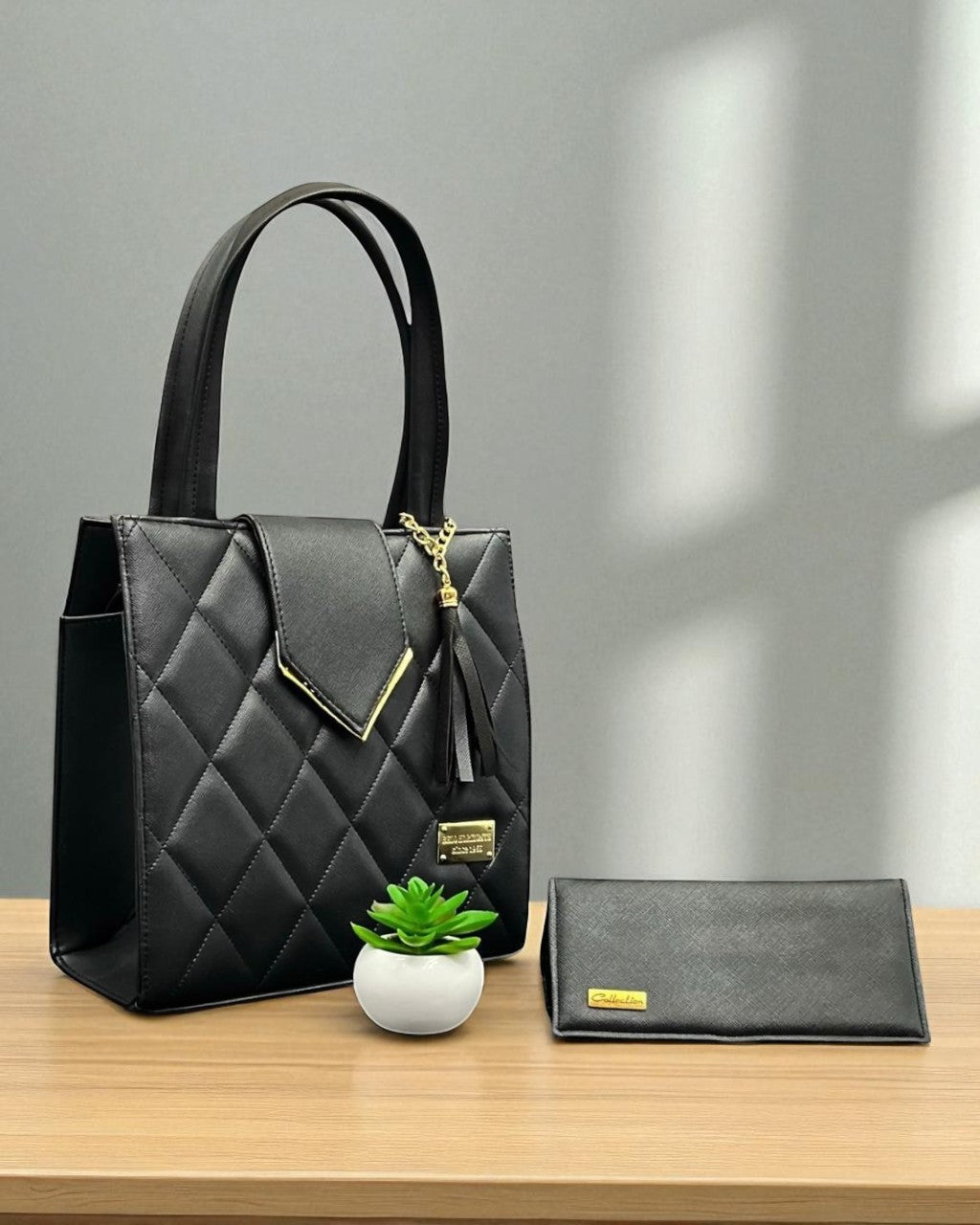 Bolsa de dama Danie elegante moderna acolchada café sintética alta calidad duradera