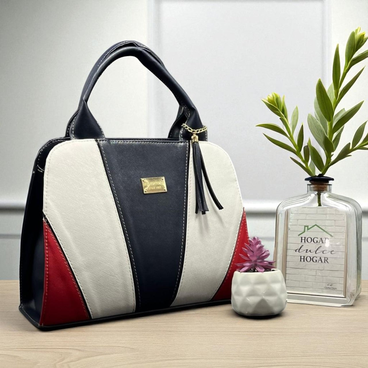 Bolsa Valentina Tricolor Negra Blanca Beige Sintética de Alta Calidad Moderna Elegante