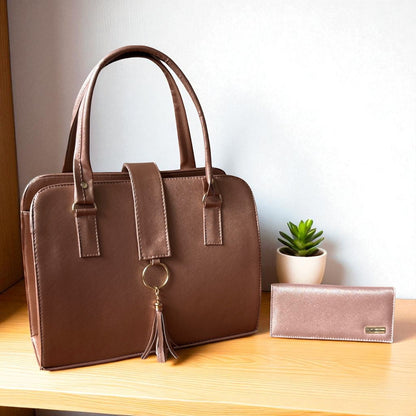 Bolsa de dama MONSERRATH roja elegante con tassel moderno, ideal para oficina