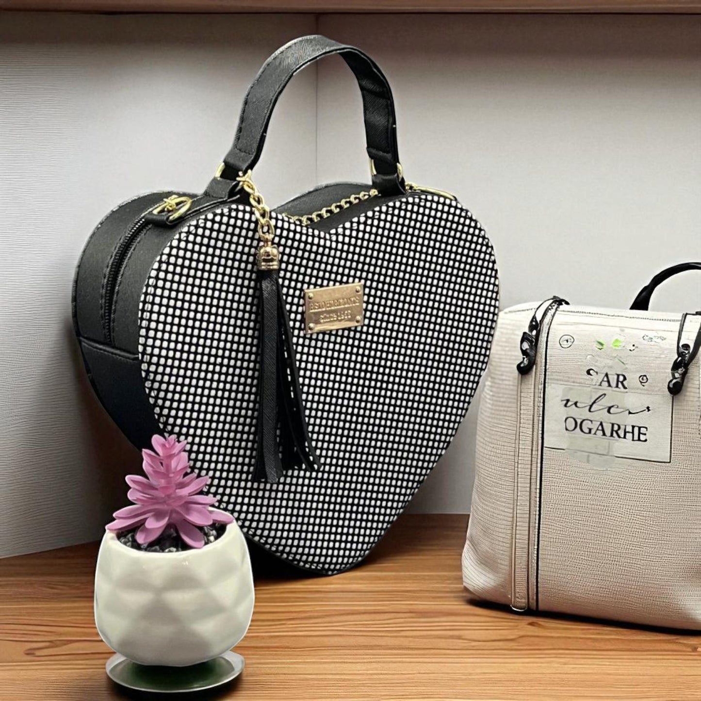 Bolsa de dama ANGELA corazón pastel elegante juvenil con correa larga moderna