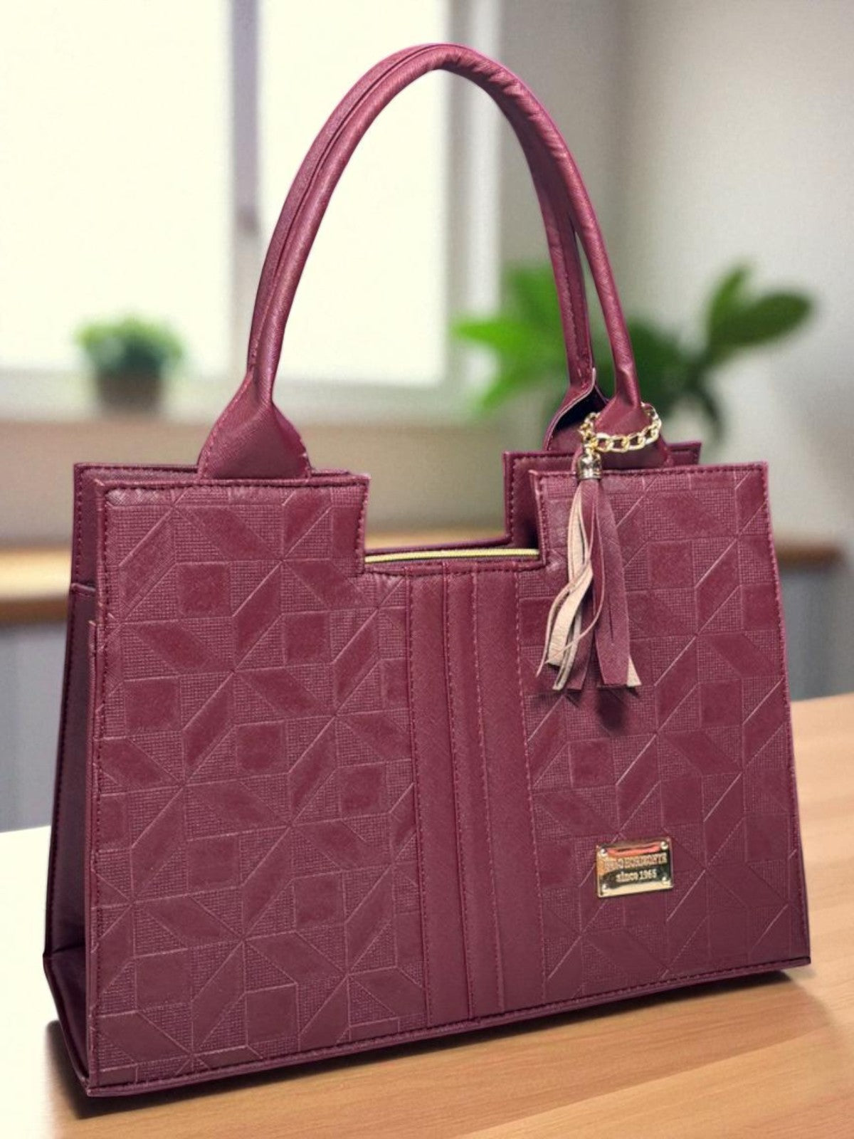 Bolsa de dama LUCIA color vino geométrica elegante grande resistente moda casual oficina